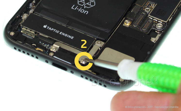 Changement d'antenne GSM (nappe rallonge) sur iPhone 8 photo 2