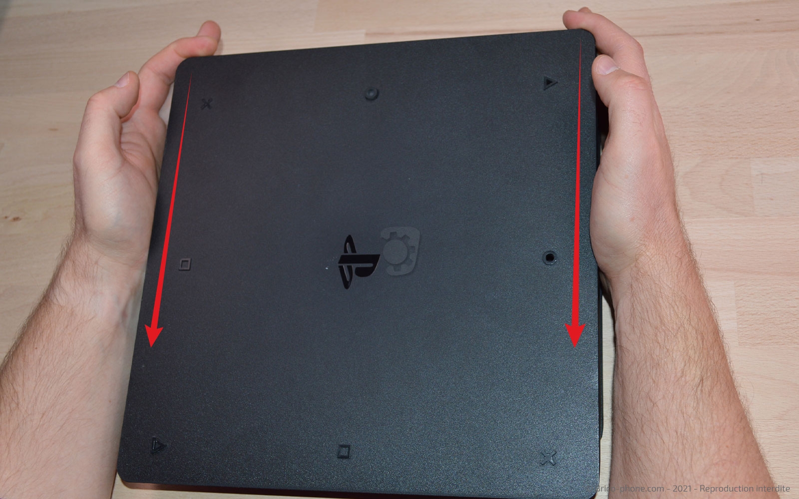 Changement du lecteur Blu-Ray sur Playstation 4 SLIM photo 3