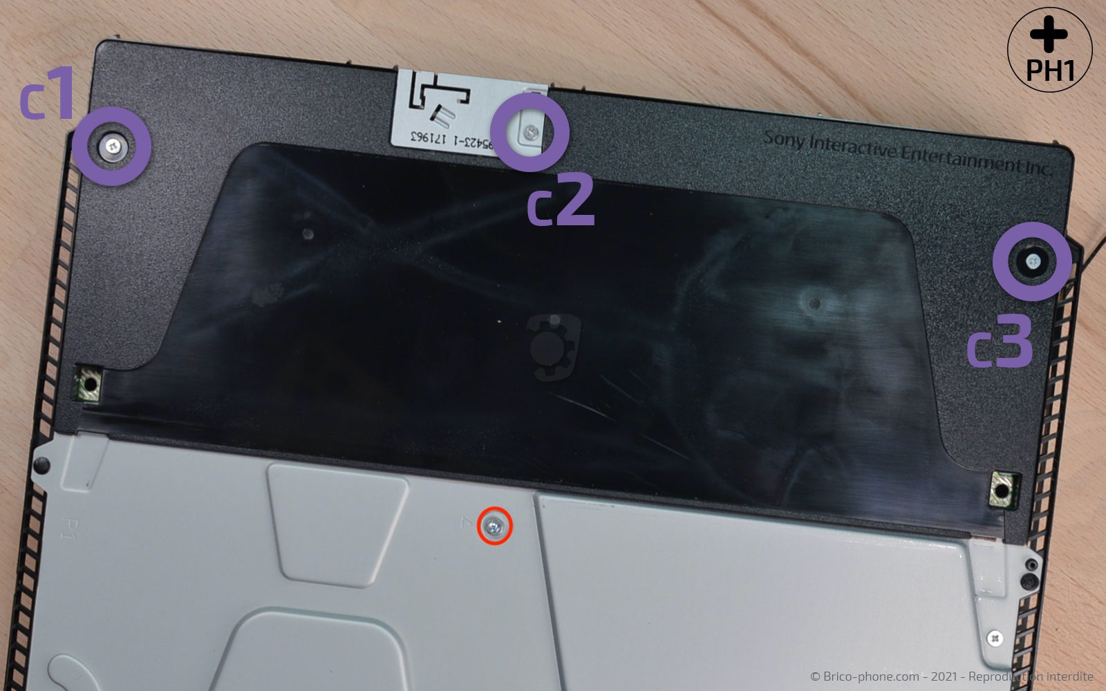 Changement du lecteur Blu-Ray sur Playstation 4 SLIM photo 1