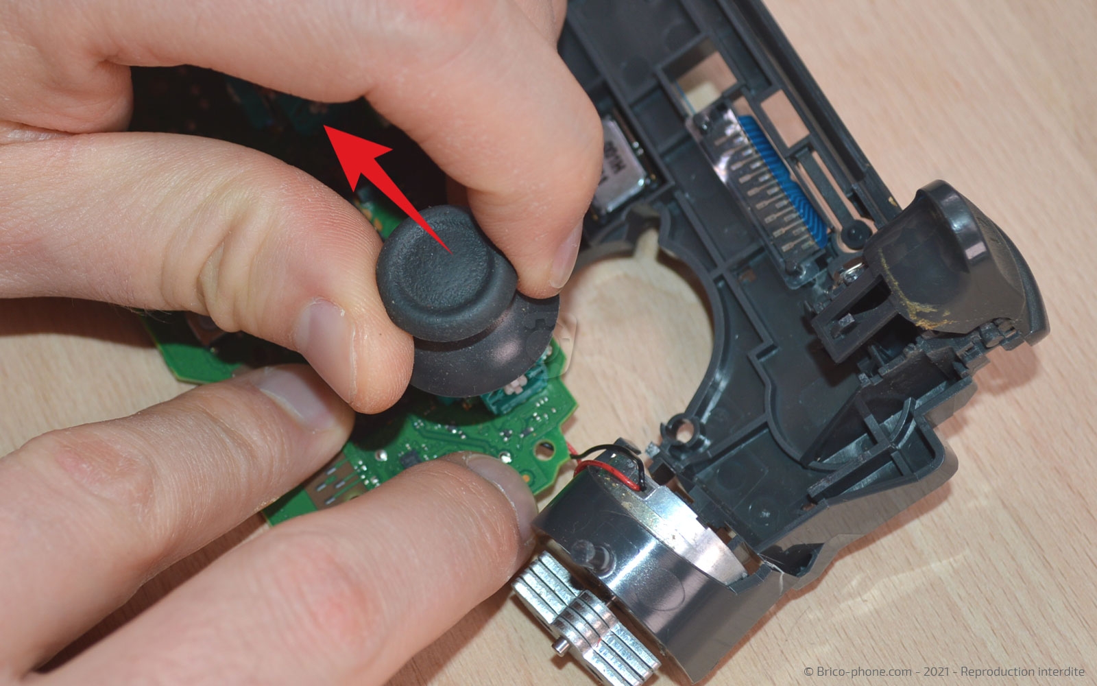 Démontage complet de la manette sur Playstation 4 SLIM photo 1