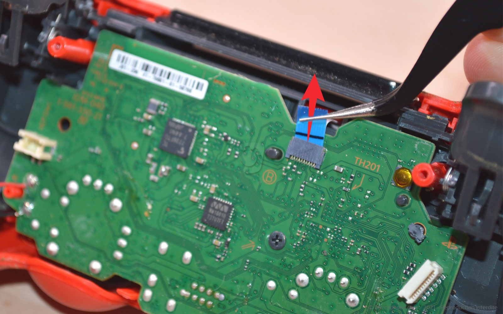 Démontage complet de la manette sur Playstation 4 SLIM photo 1