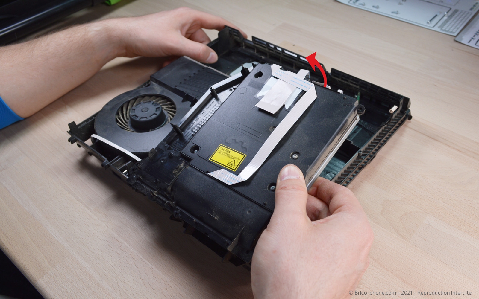 Démontage complet de la Console sur Playstation 4 photo 2