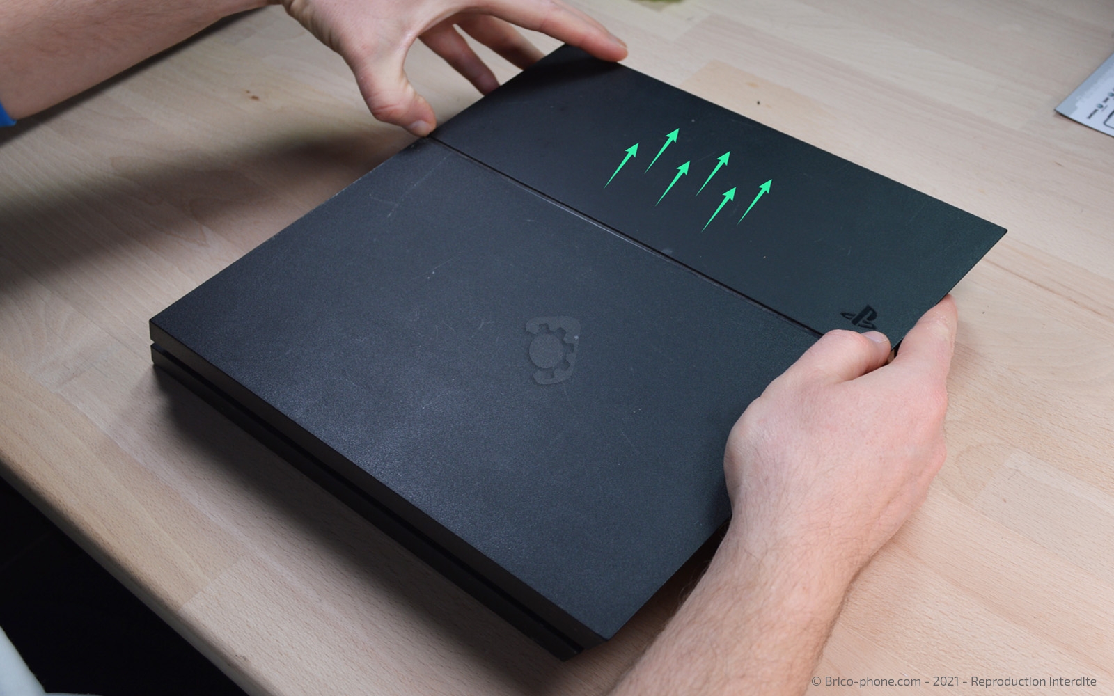 Démontage complet de la Console sur Playstation 4 photo 1