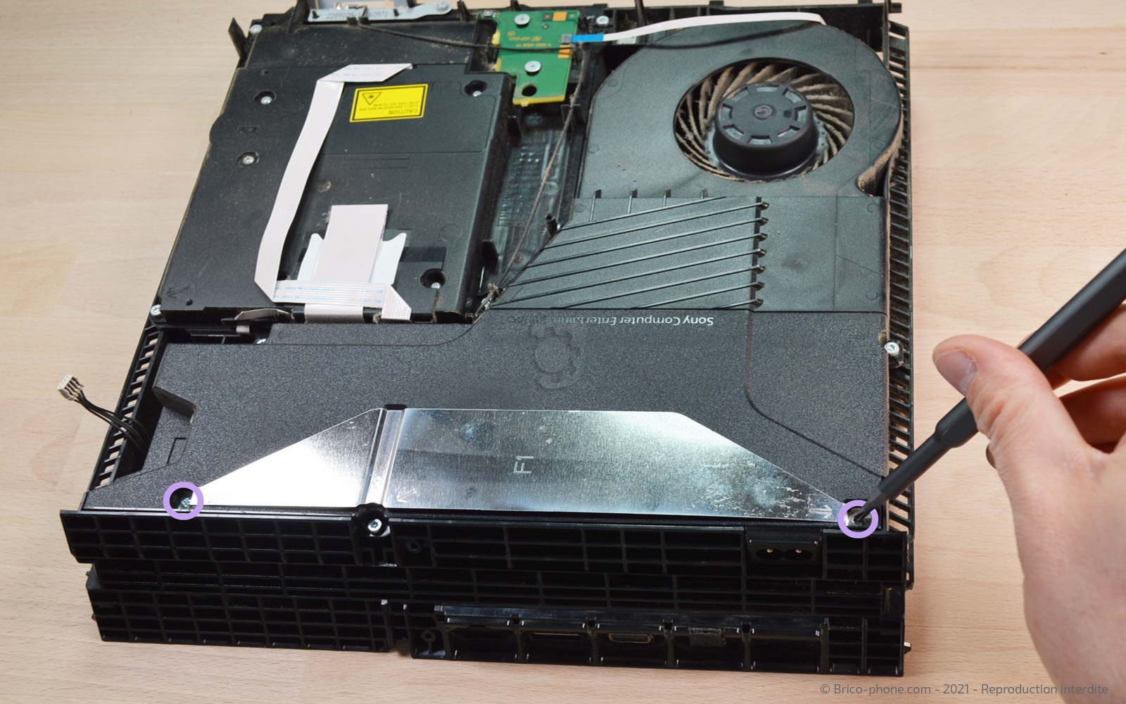 Changement du lecteur Blu-Ray sur Playstation 4 photo 1