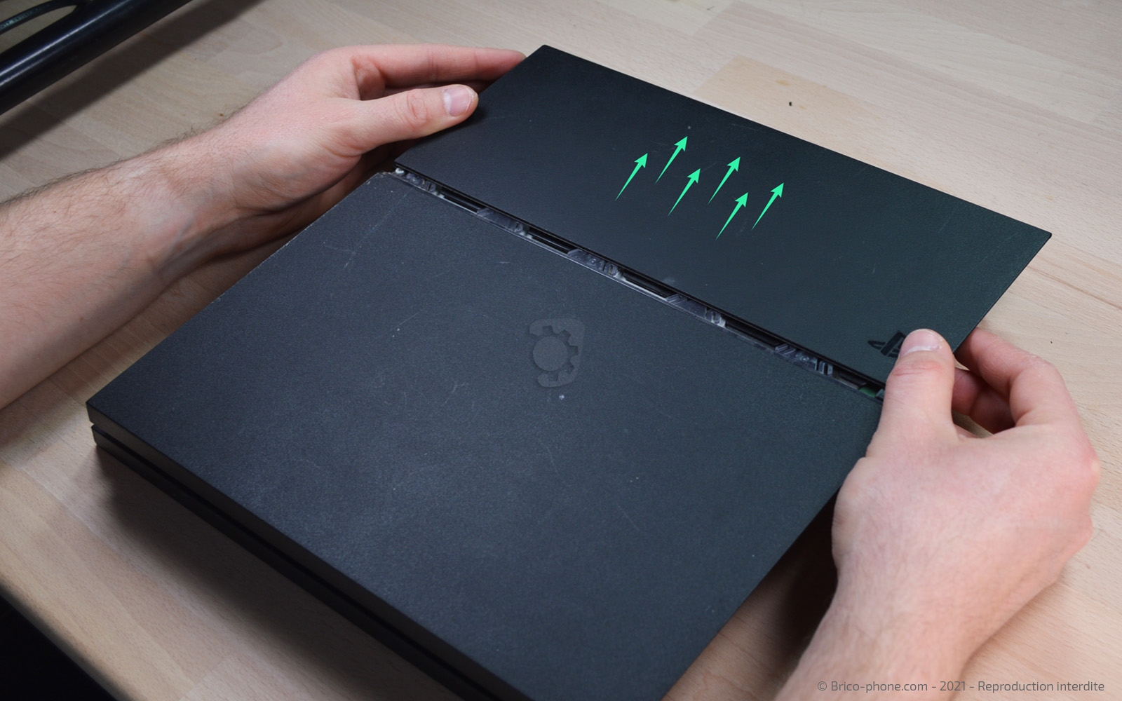 Changement du ventilateur sur Playstation 4 photo 2