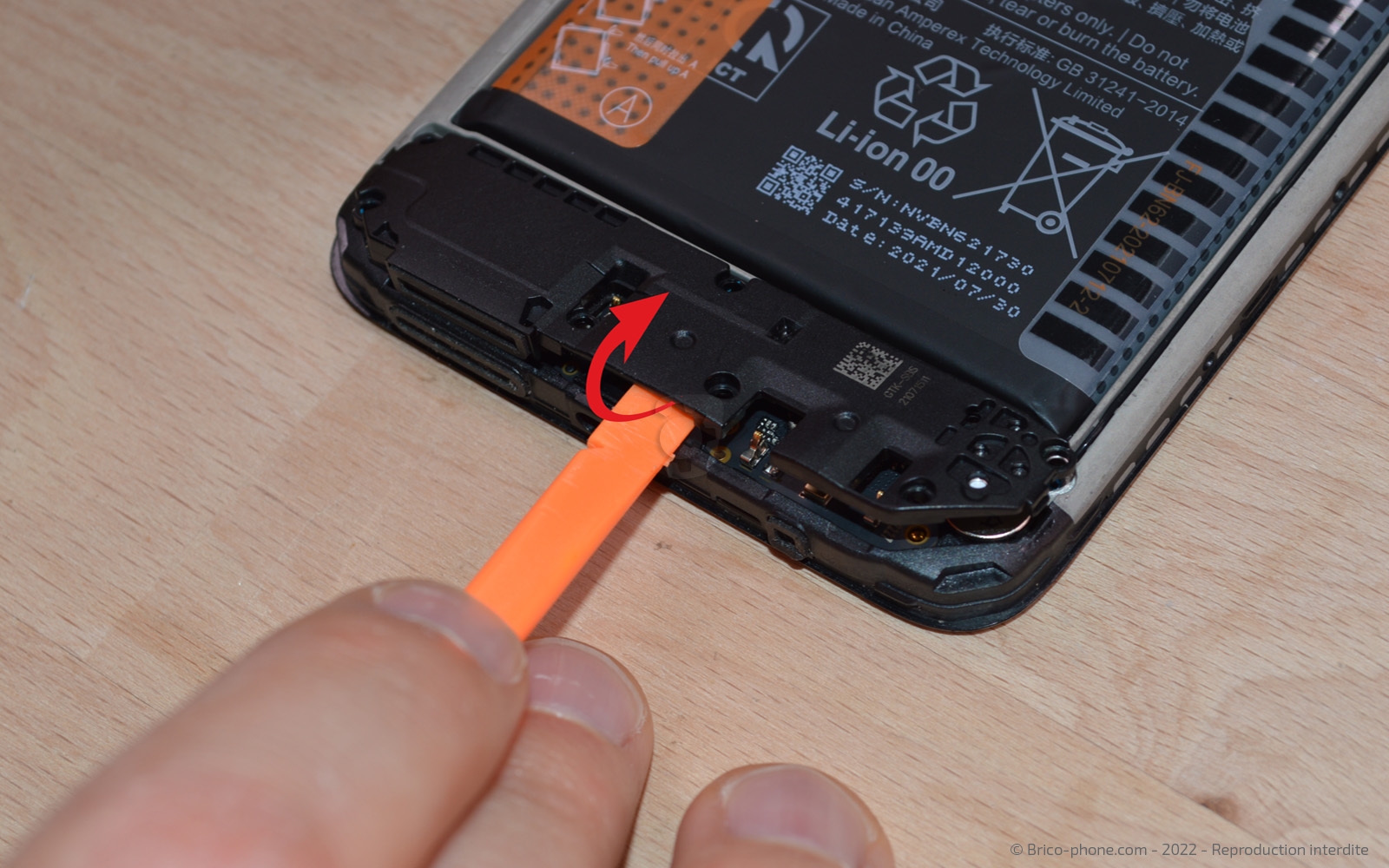 changement du connecteur de charge sur Poco M3 photo 2