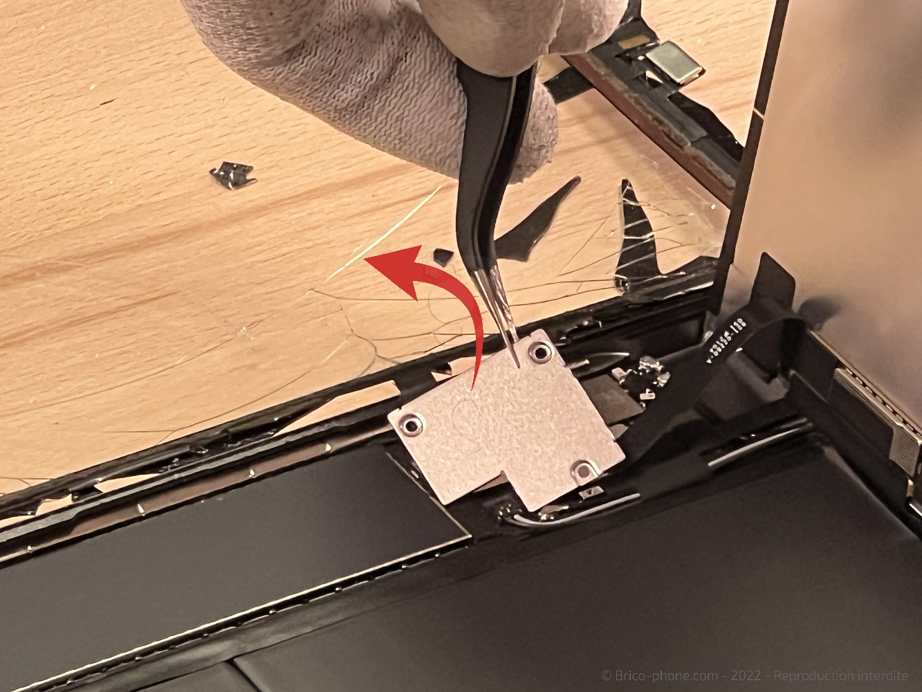 Changement de la vitre tactile sur iPad 9 2021 photo 3