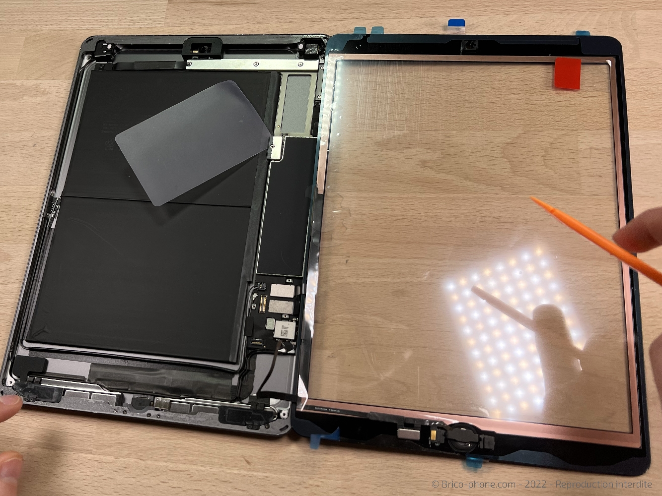 Changement de la vitre tactile sur iPad 9 2021 photo 3