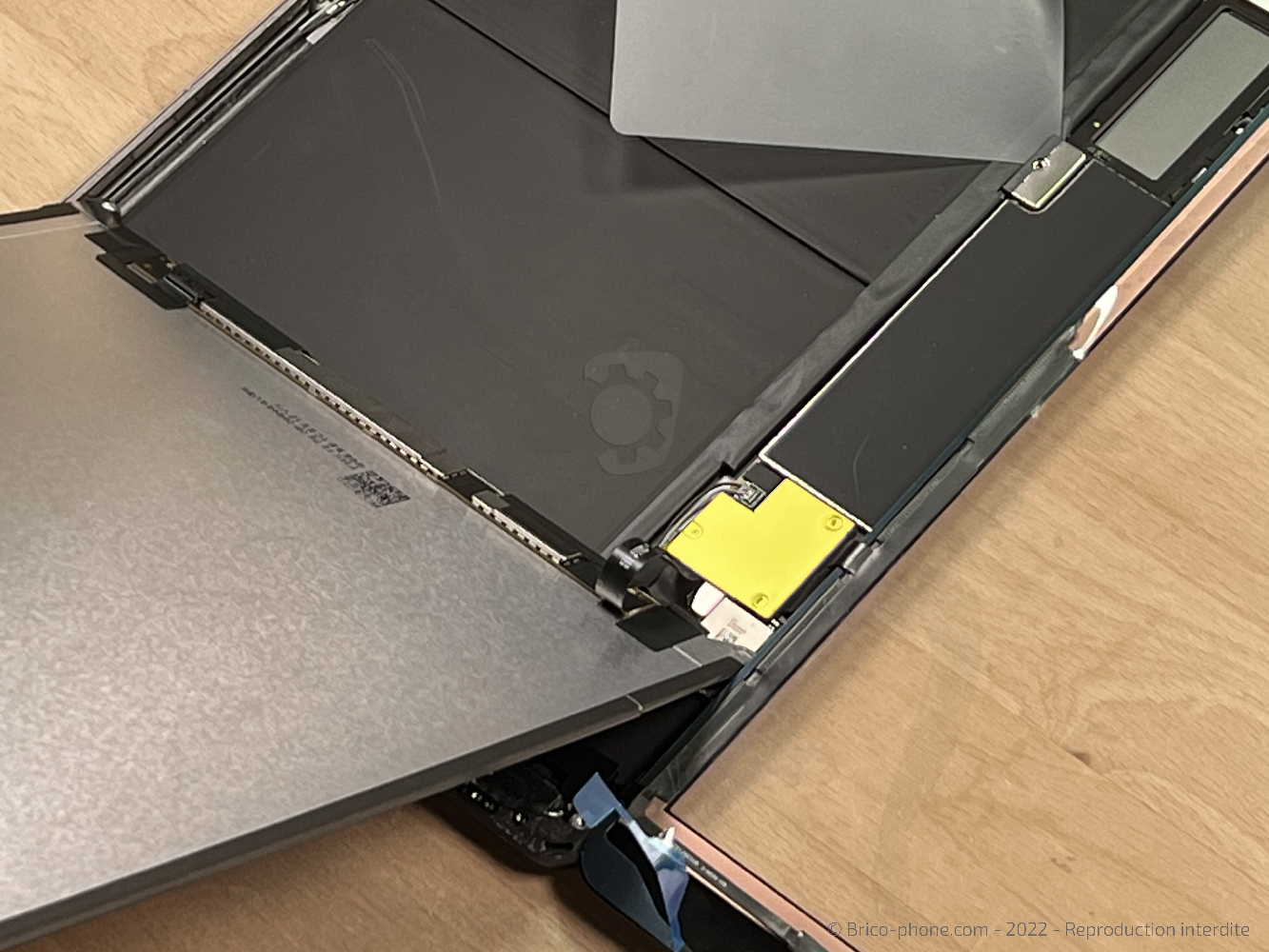 Changement de la vitre tactile sur iPad 9 2021 photo 3
