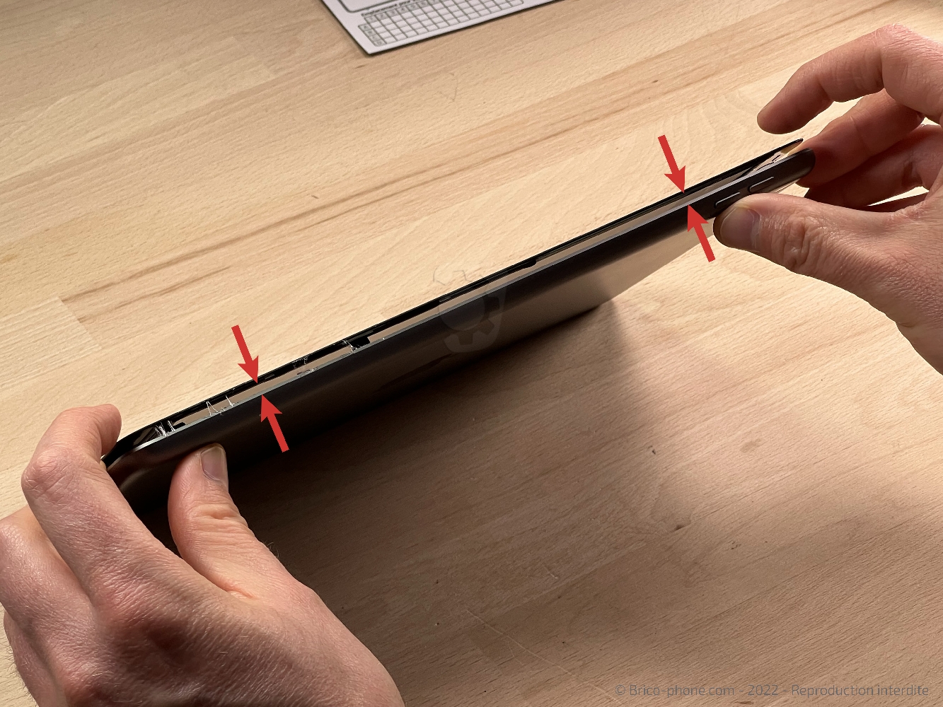 Changement de la vitre tactile sur iPad 9 2021 photo 2