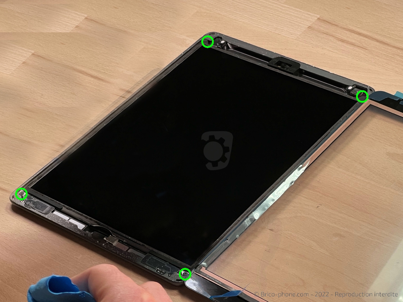 Changement de la vitre tactile sur iPad 9 2021 photo 2