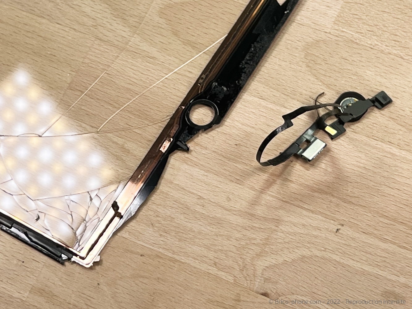 Changement de la vitre tactile sur iPad 9 2021 photo 3