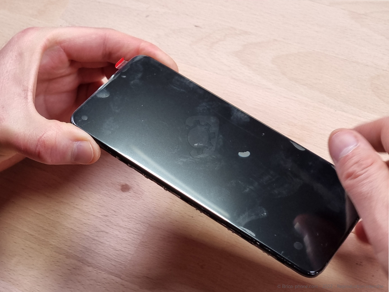 Changement de l'écran (vitre + LCD) sur A53S photo 4