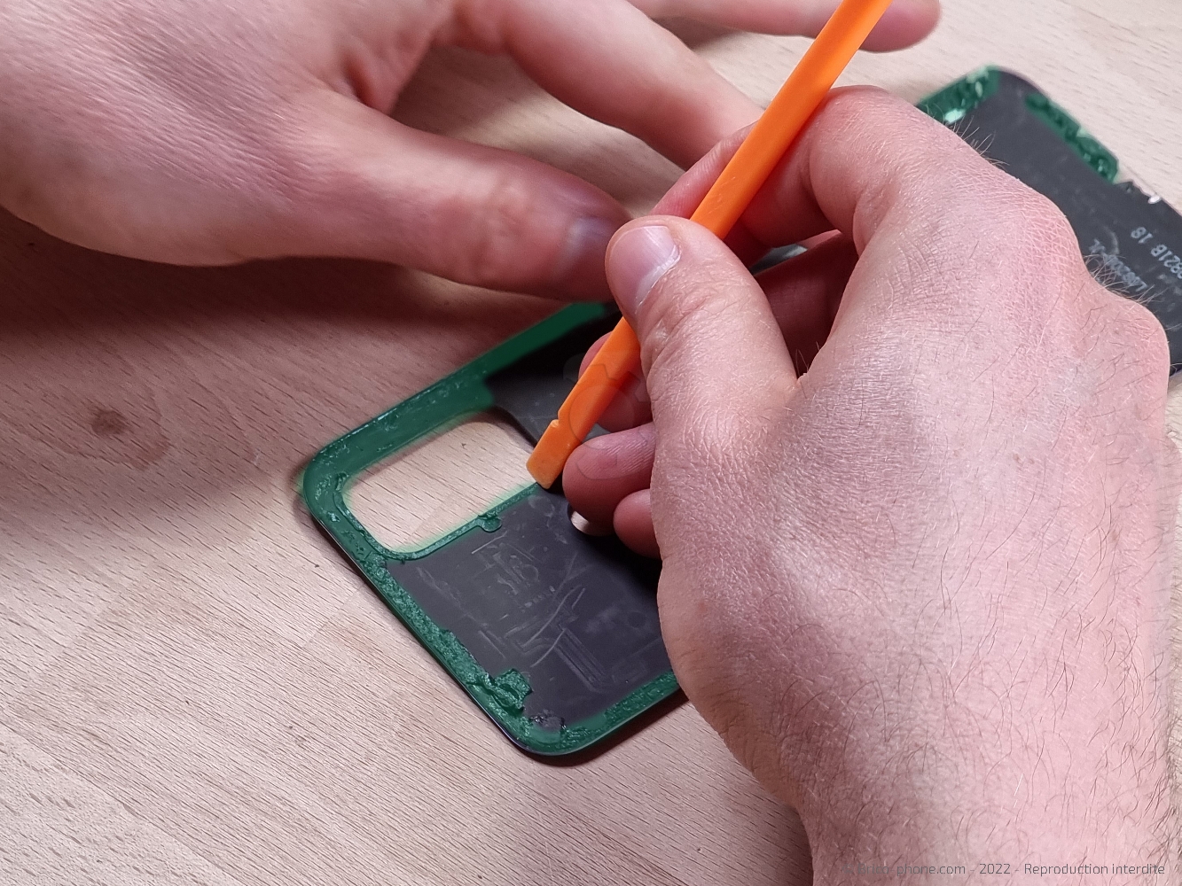 Changement de batterie sur A53S photo 2