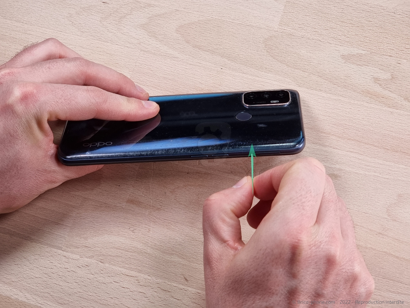 Changement de batterie sur A53S photo 2