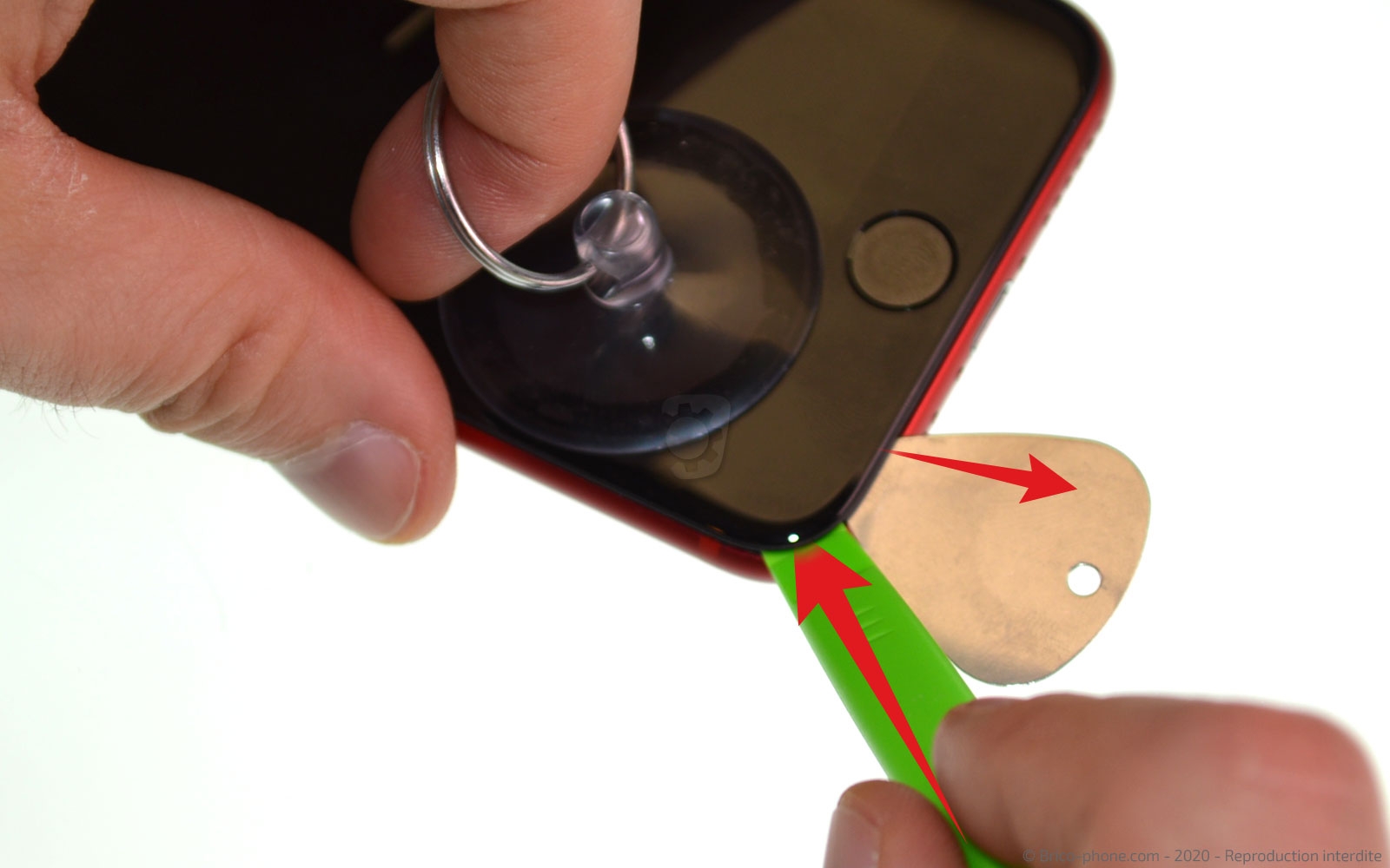 Démontage complet sur iPhone SE 2022 photo 1