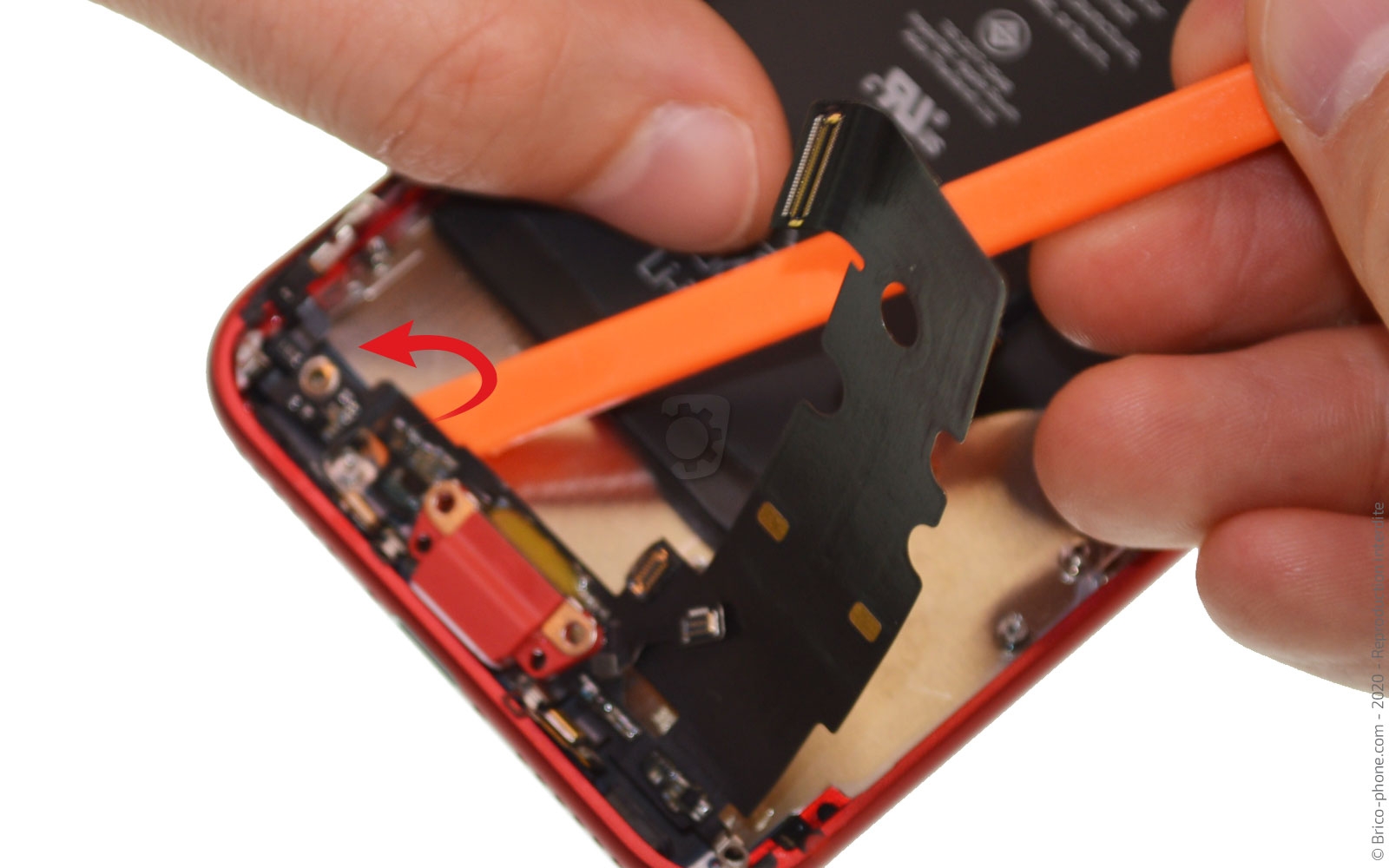 Remplacer le connecteur de charge  sur iPhone SE 2022 photo 3