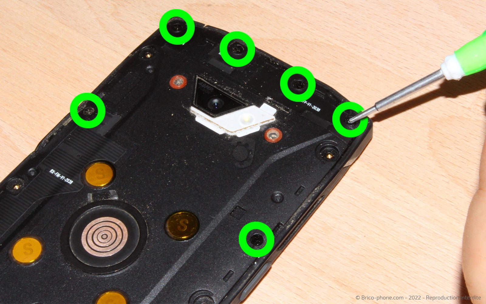 Comment changer le bloc écran  sur Core-X4 photo 2