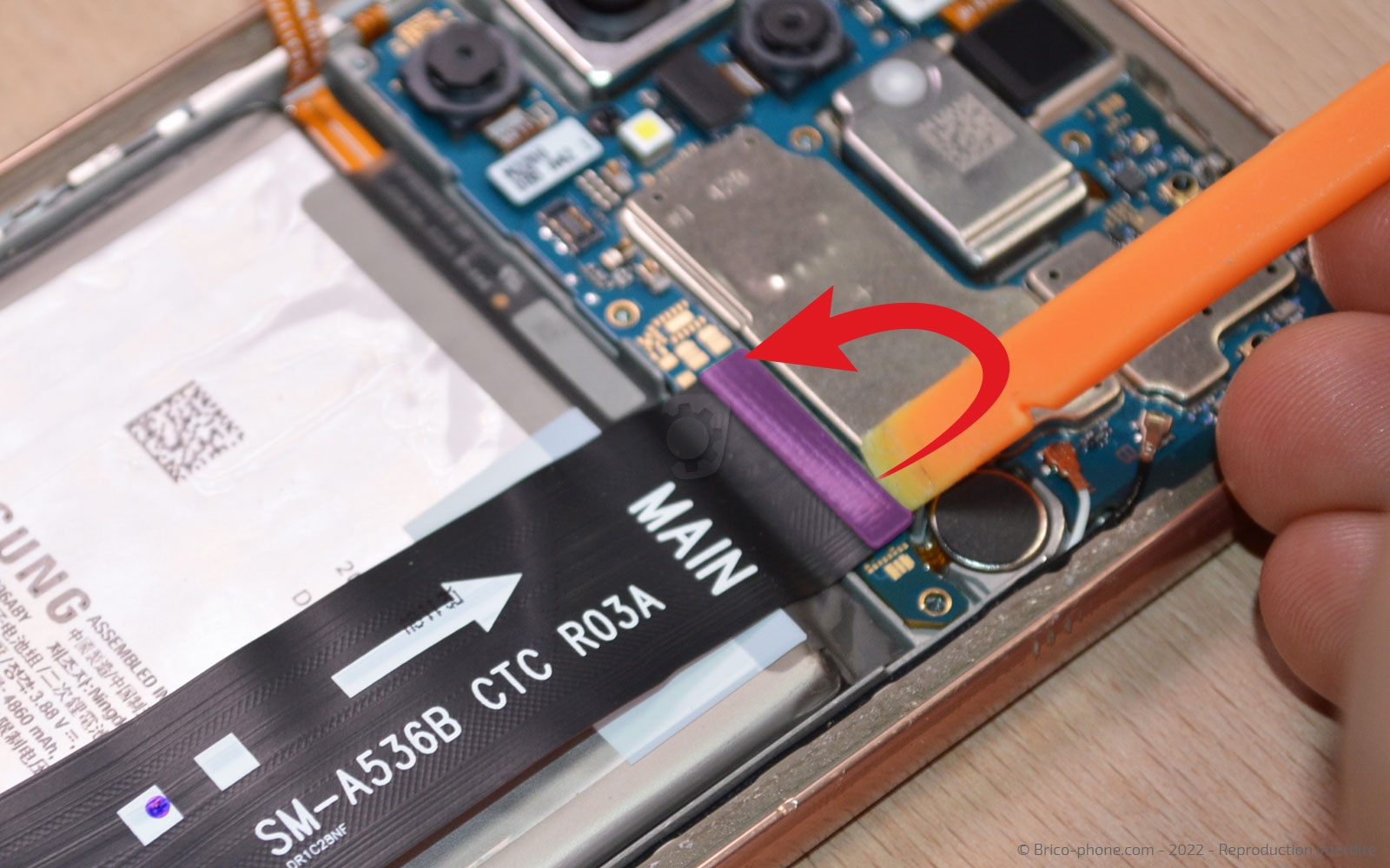 Comment changer la batterie sur Galaxy A53 5G photo 1