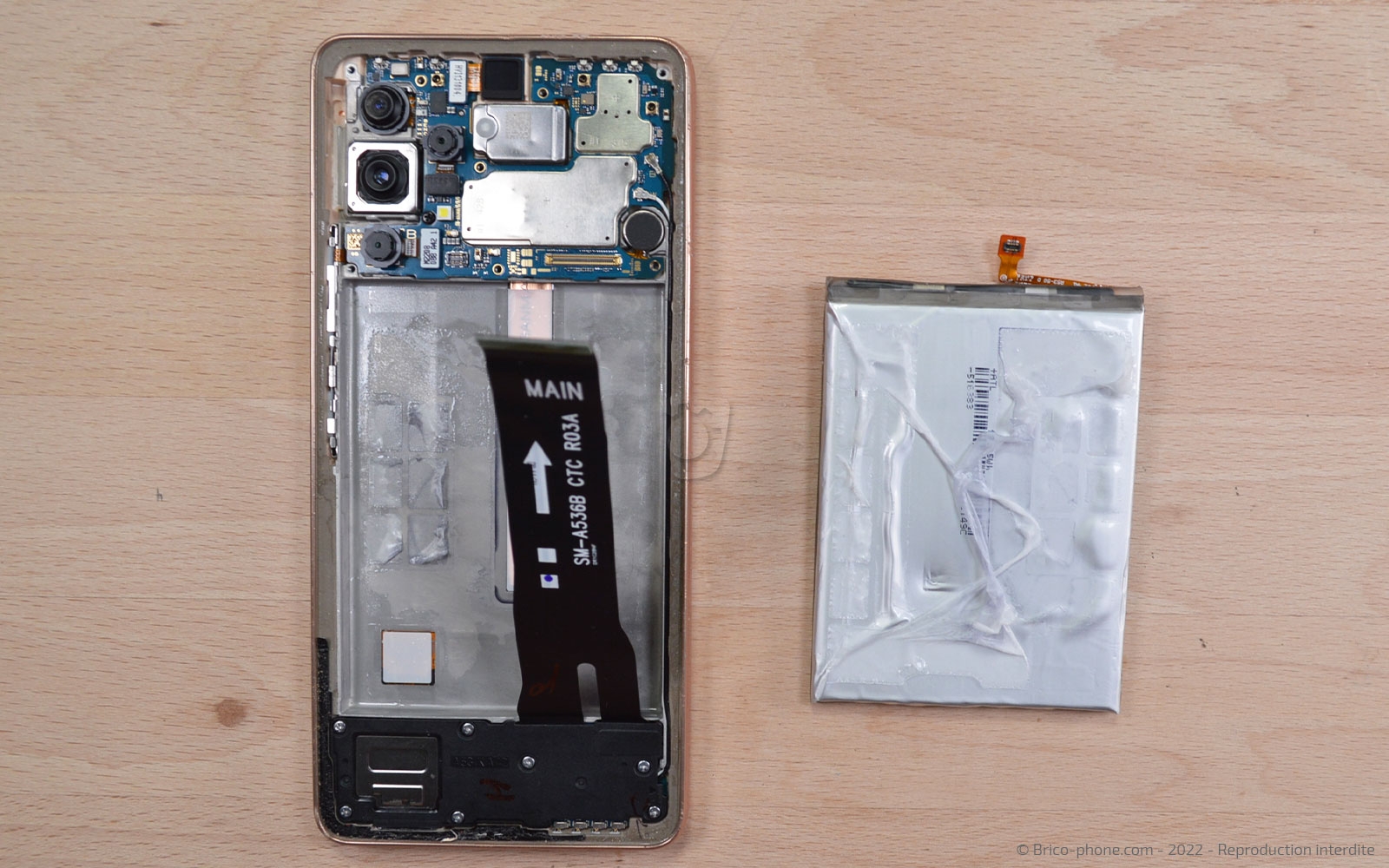 Comment changer la batterie sur Galaxy A53 5G photo 3