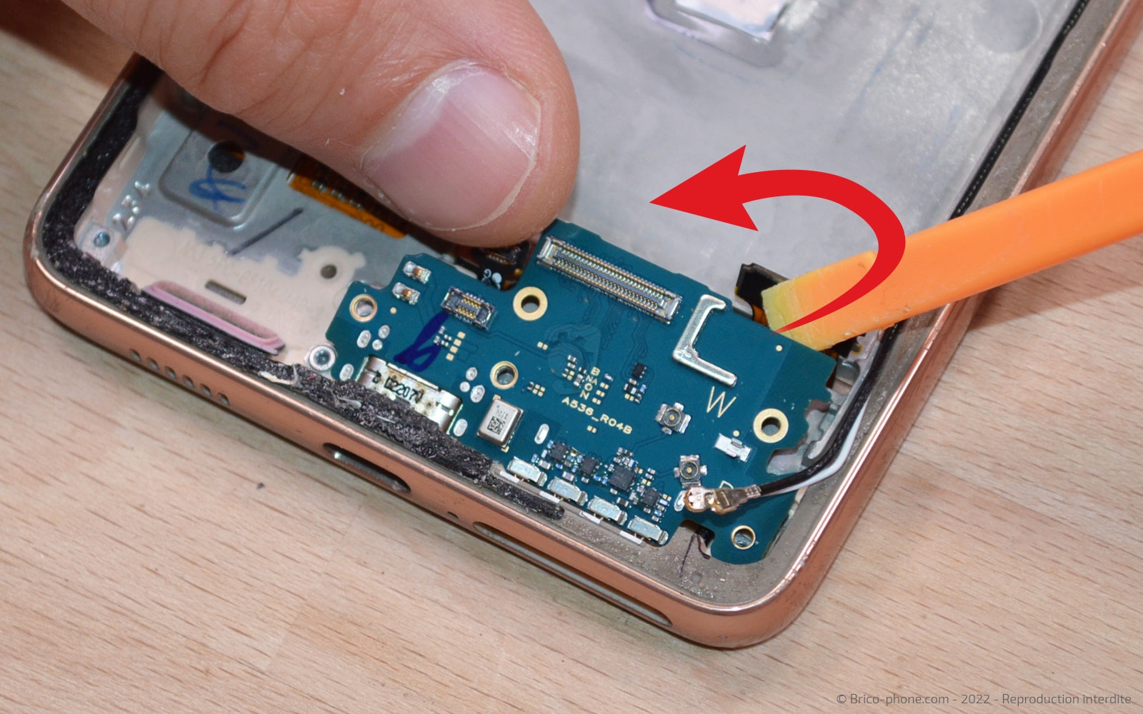 Comment changer le bloc écran sur Galaxy A53 5G photo 2