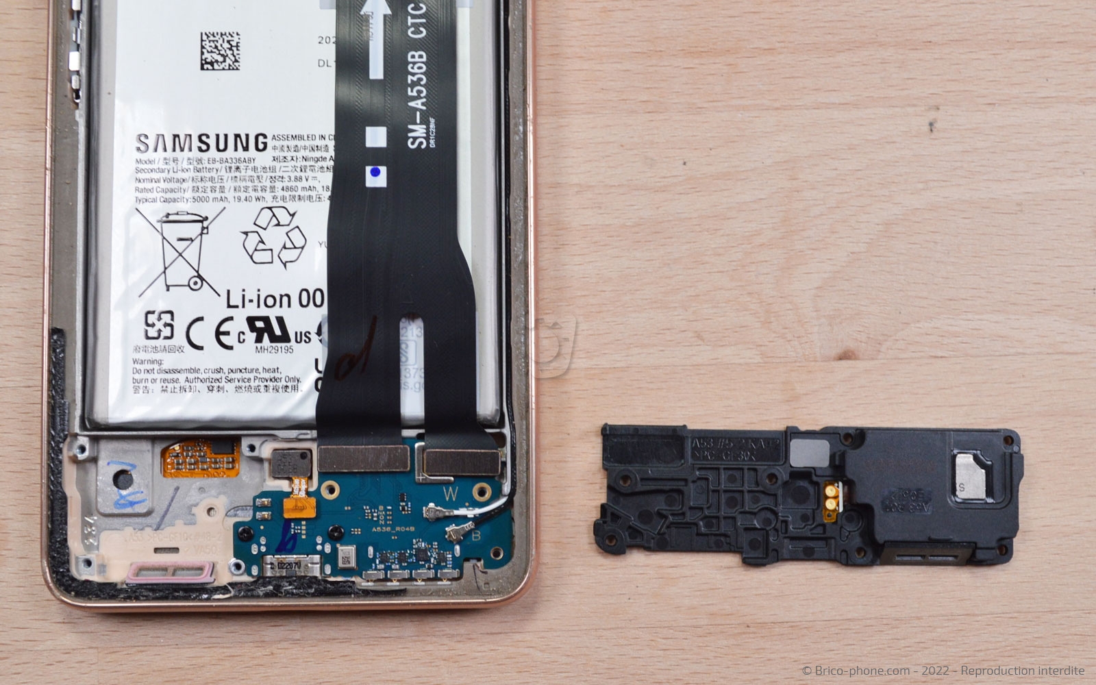 Comment changer le connecteur de charge sur Galaxy A53 5G photo 3