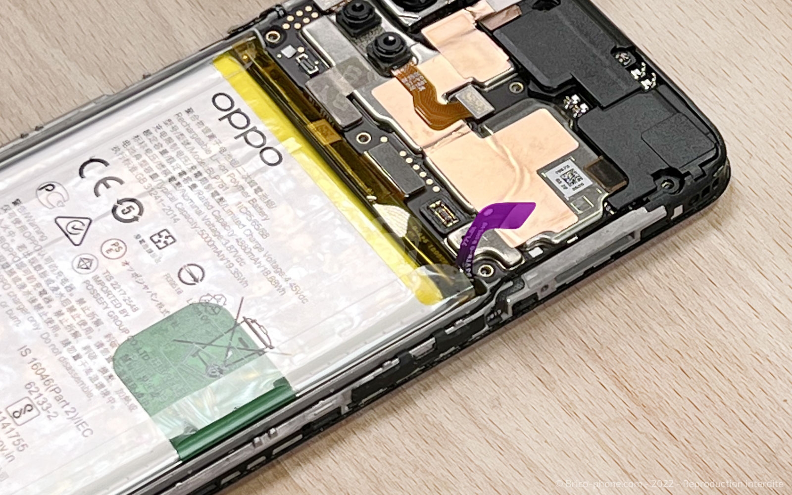 Comment changer la batterie du Oppo A72 ? sur A72 photo 2