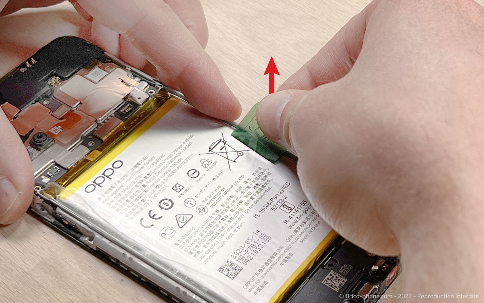 Comment changer la batterie du Oppo A72 ? sur A72 photo 2