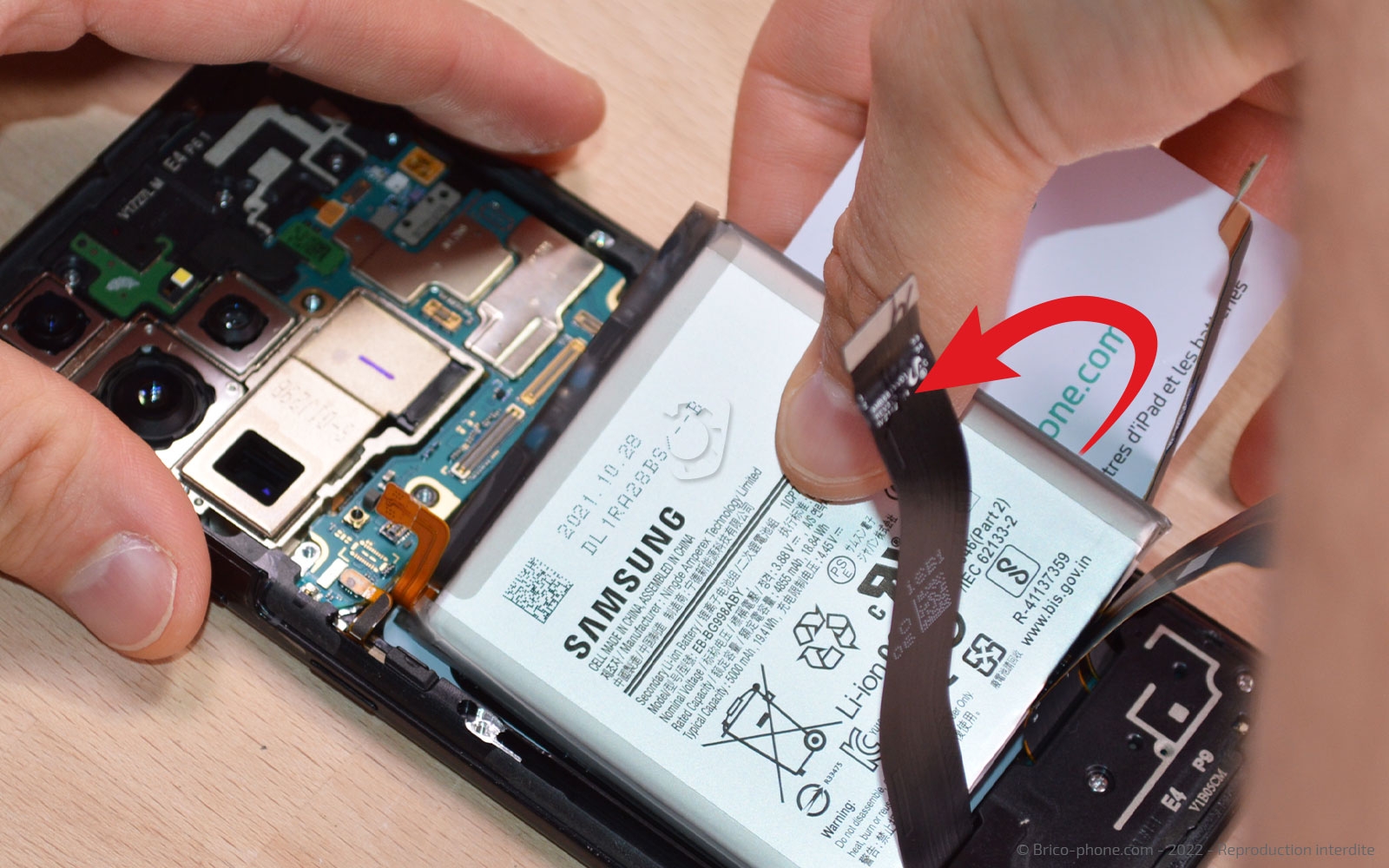 Comment changer le bloc écran sur Galaxy S21 Ultra photo 3