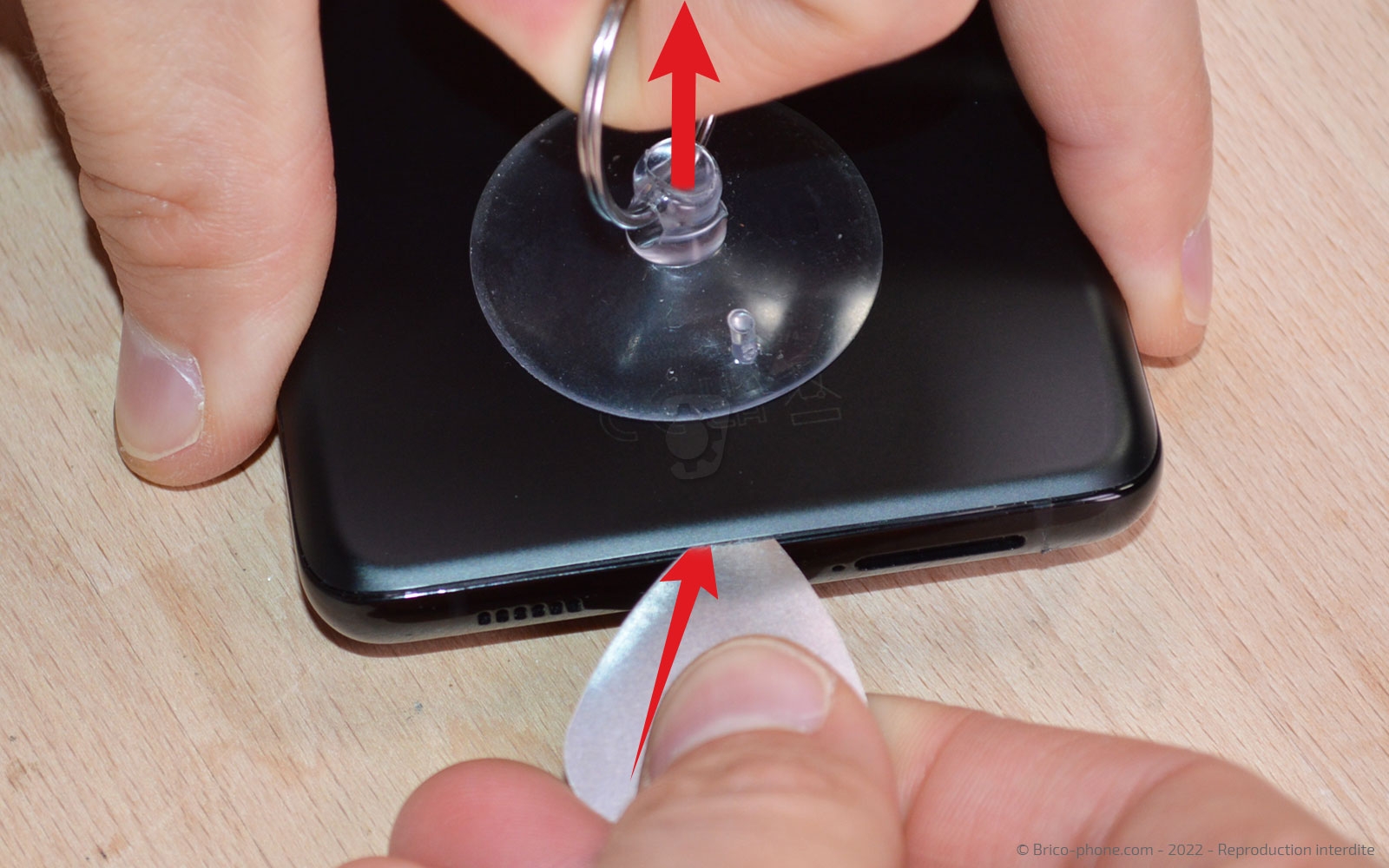 Comment changer la vitre arrière sur Galaxy S21 Ultra photo 3