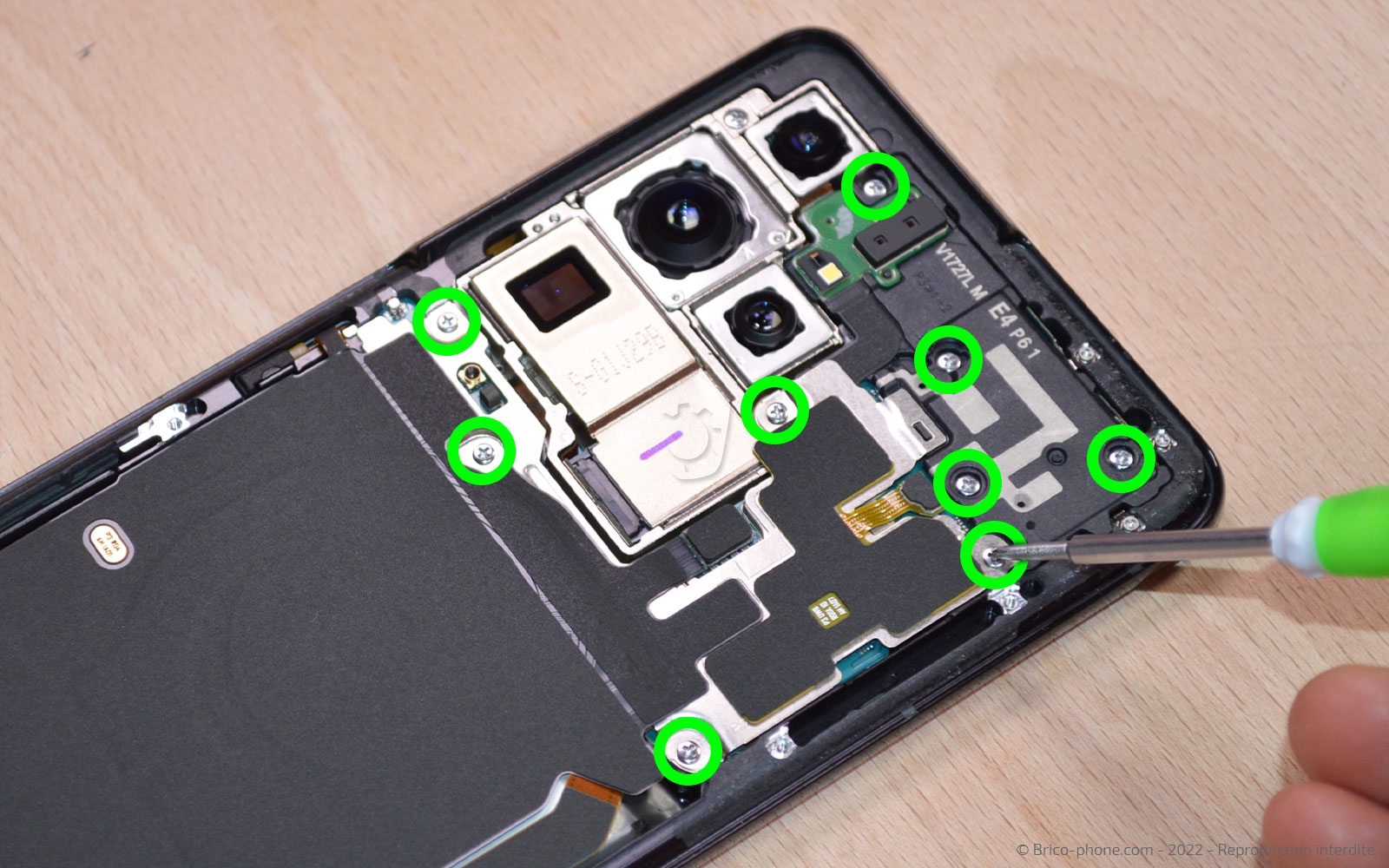 Comment remplacer le connecteur de charge sur Galaxy S21 Ultra photo 1
