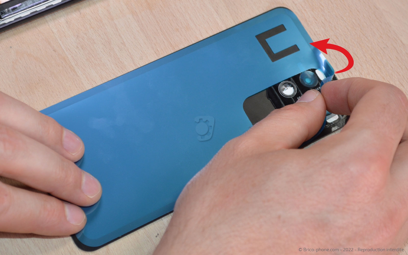 Comment changer la vitre arrière sur Mi 11 Lite 5G photo 1