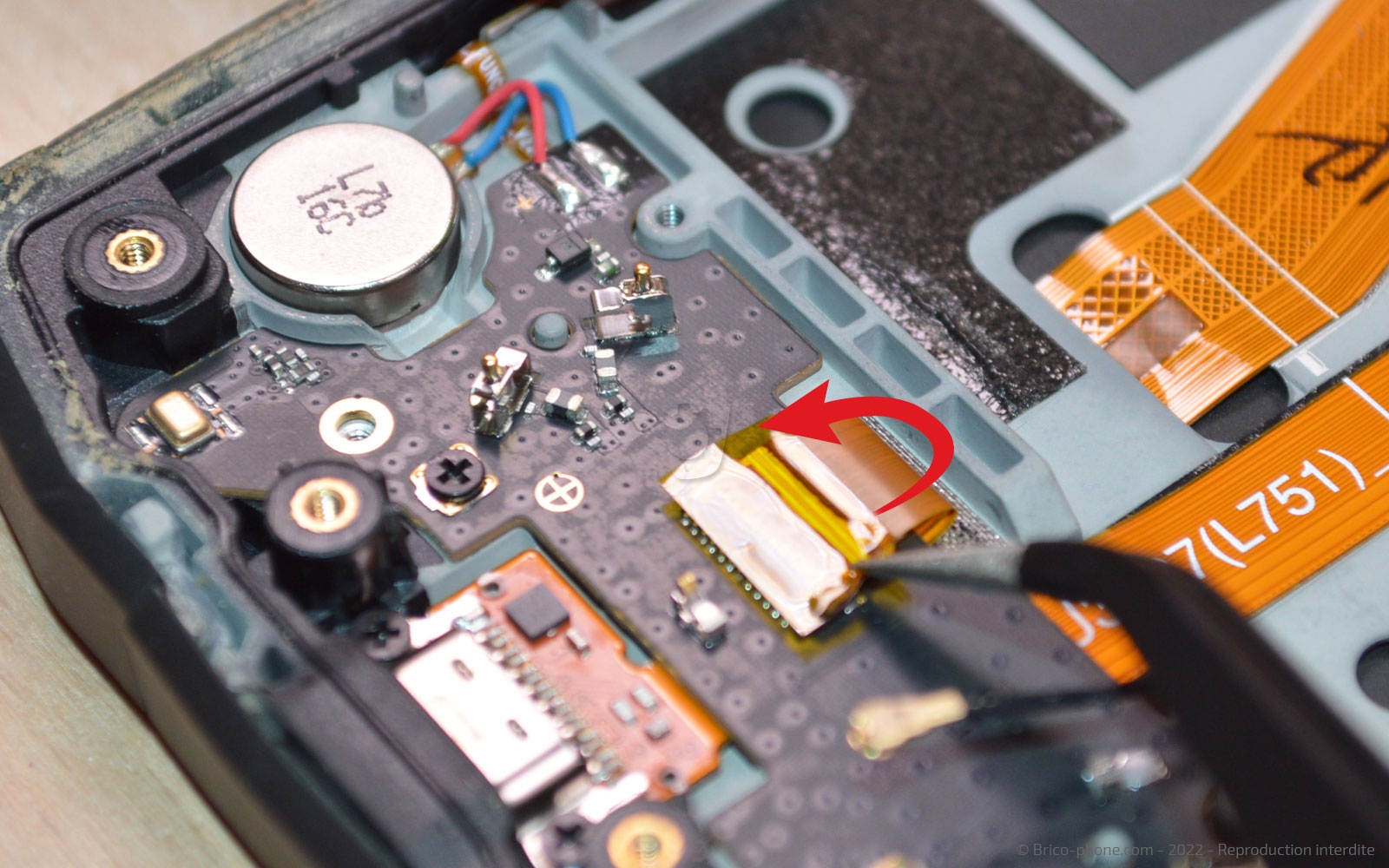 Comment changer le bloc écran sur Core-M5 photo 1