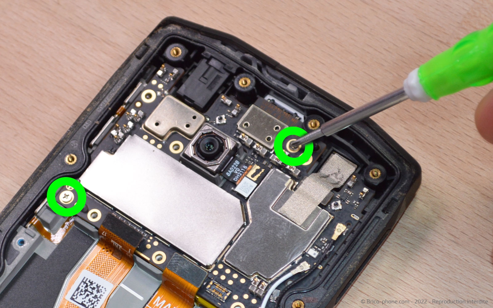 Comment changer le bloc écran sur Core-M5 photo 2