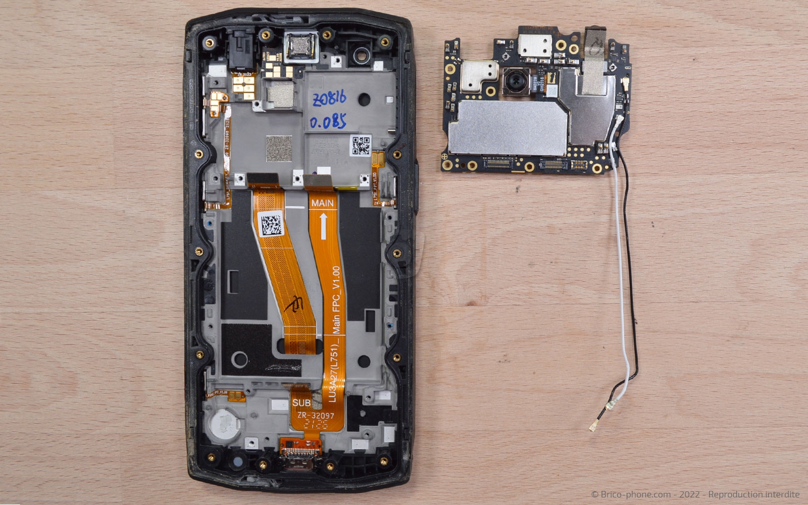 Comment changer le bloc écran sur Core-M5 photo 4