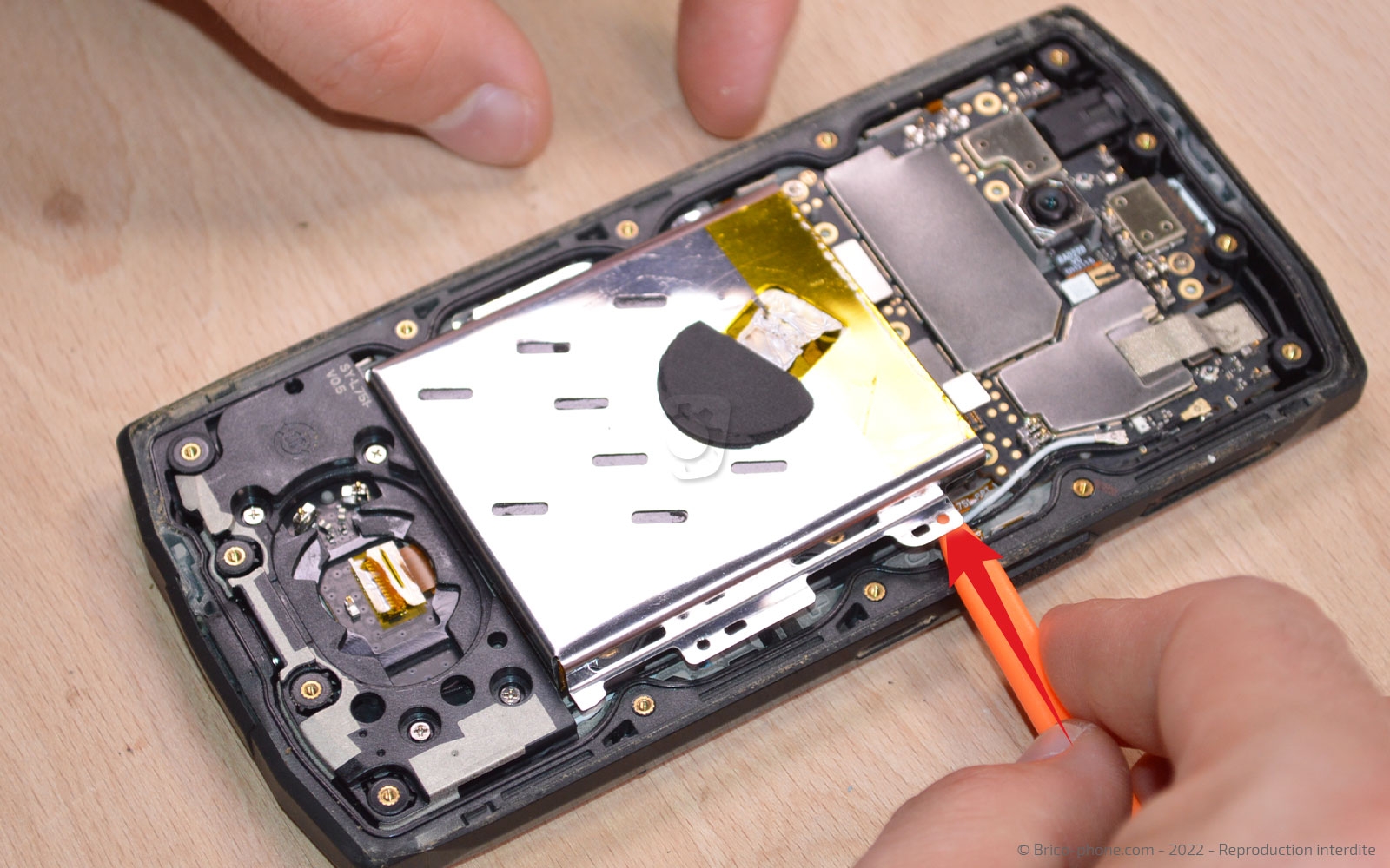 Comment changer la batterie sur Core-M5 photo 2