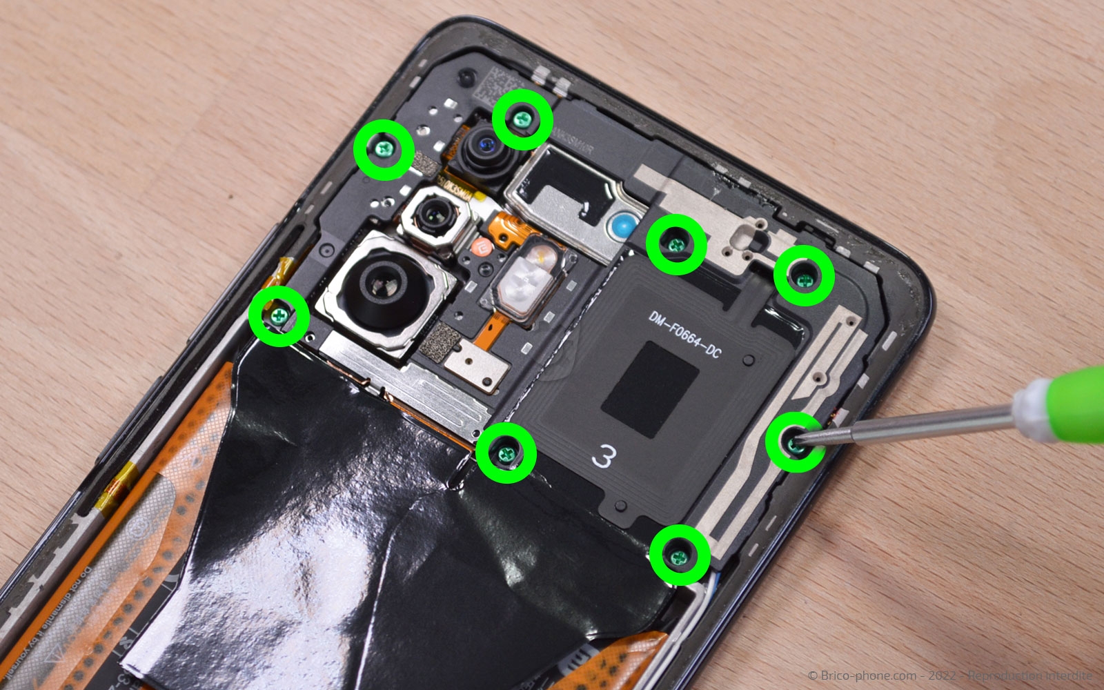 Comment changer le connecteur de charge sur 11T PRO photo 1