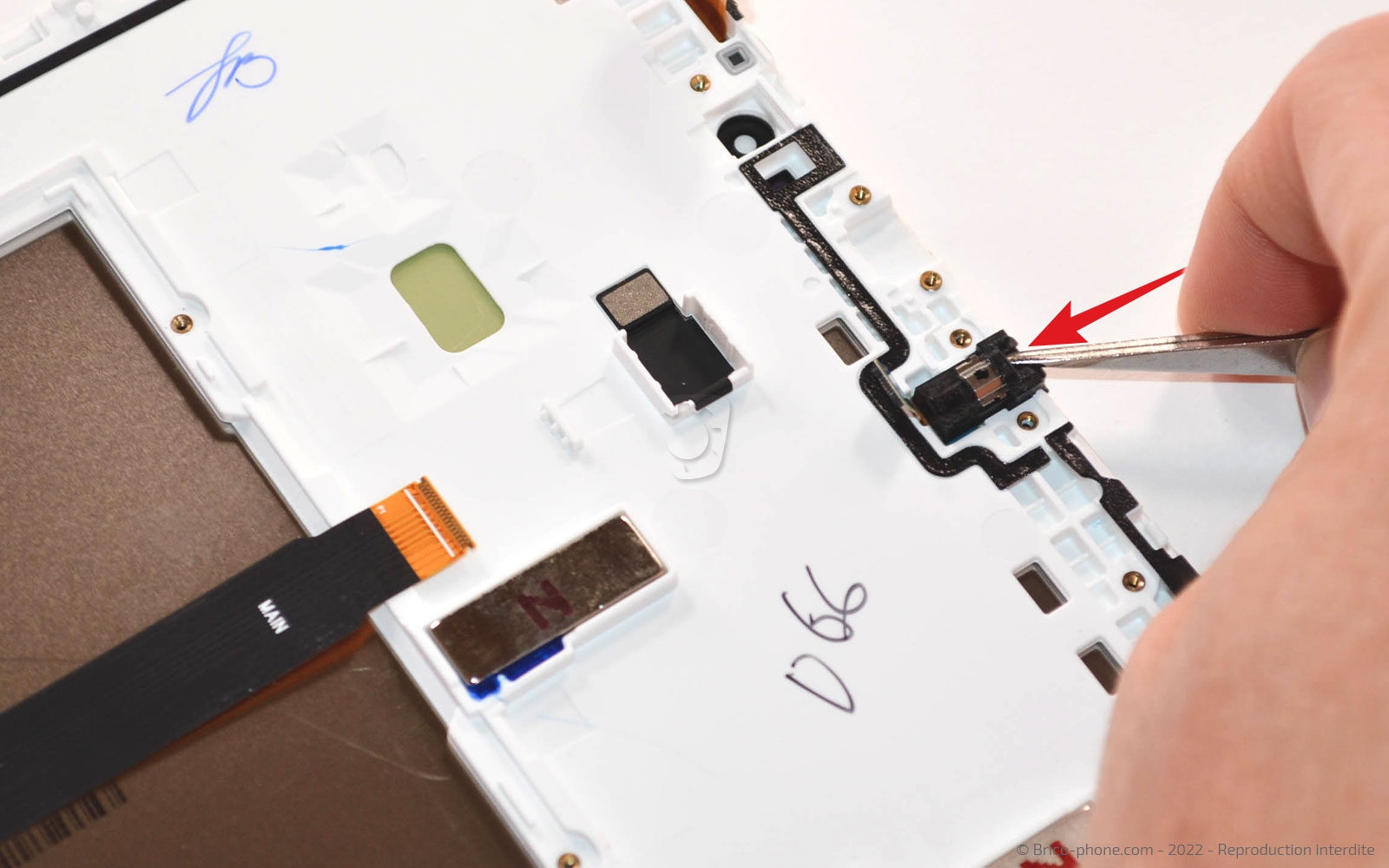 Comment réparer le bloc écran  sur Galaxy Tab A 10-1 2016 (SM-T580-SM-T585) photo 3