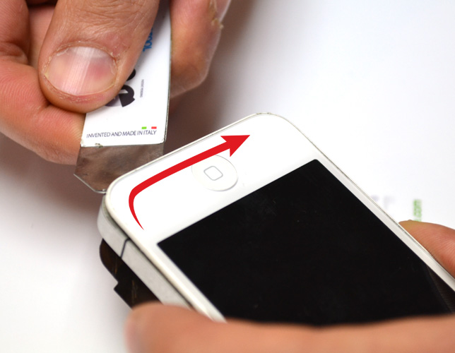 Changement d'antenne WIFI sur iPhone 4S photo 1