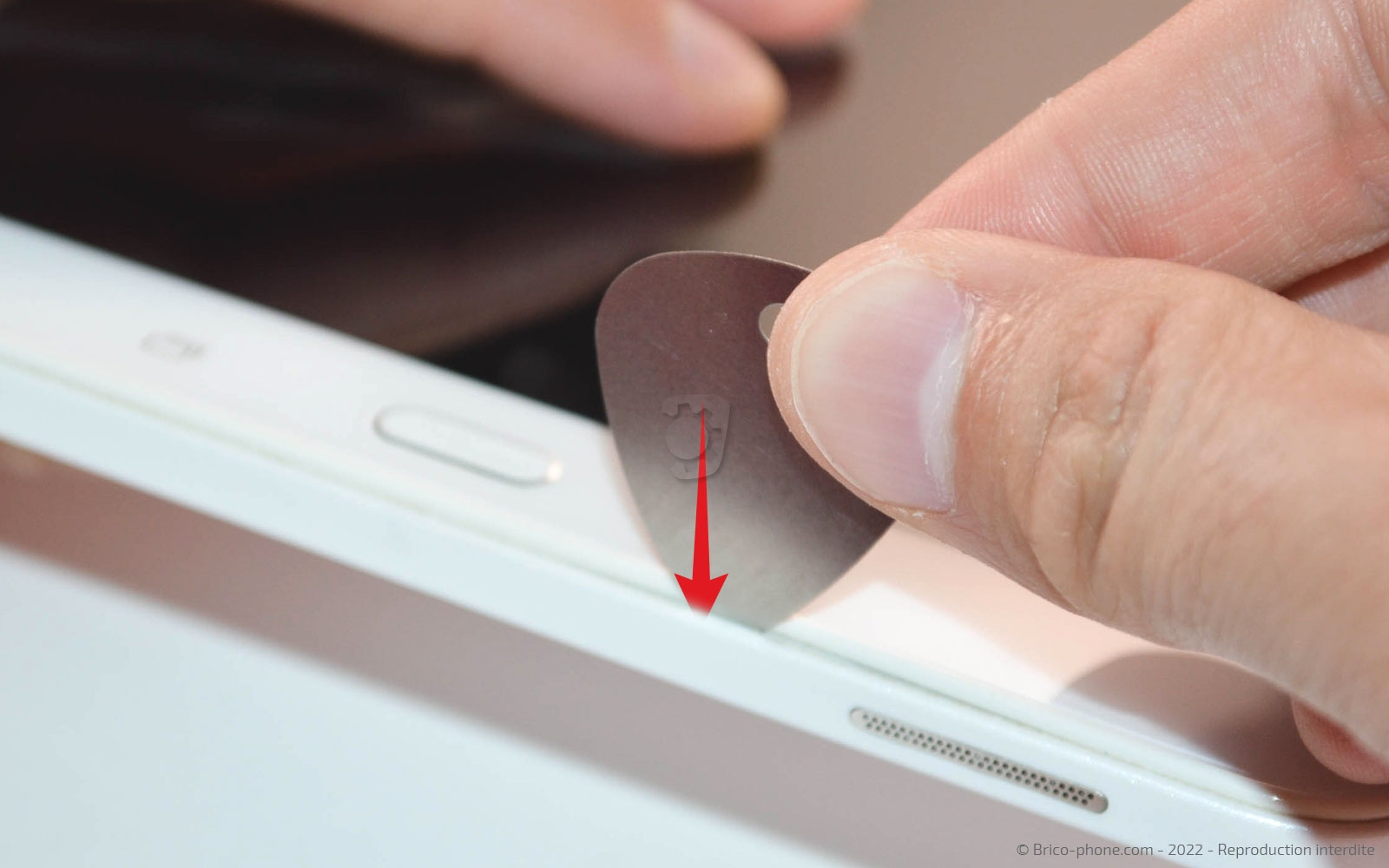 Comment changer la coque arrière sur Galaxy Tab A 10-1 2016 (SM-T580-SM-T585) photo 1