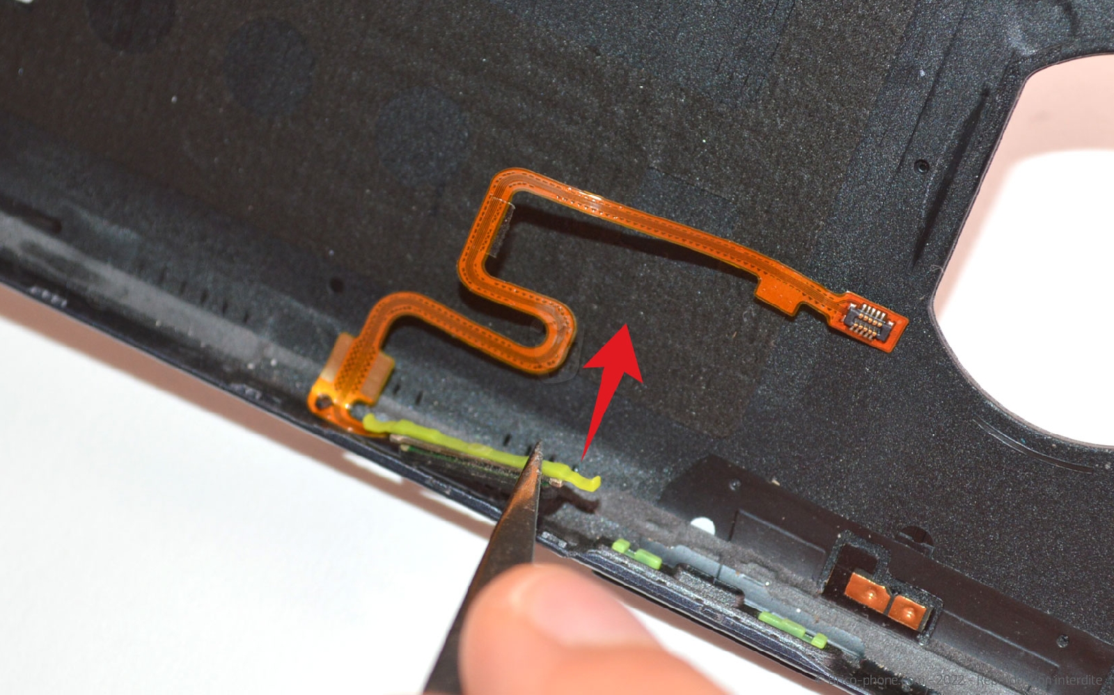 Comment changer la coque arrière  sur Redmi note 9T photo 1