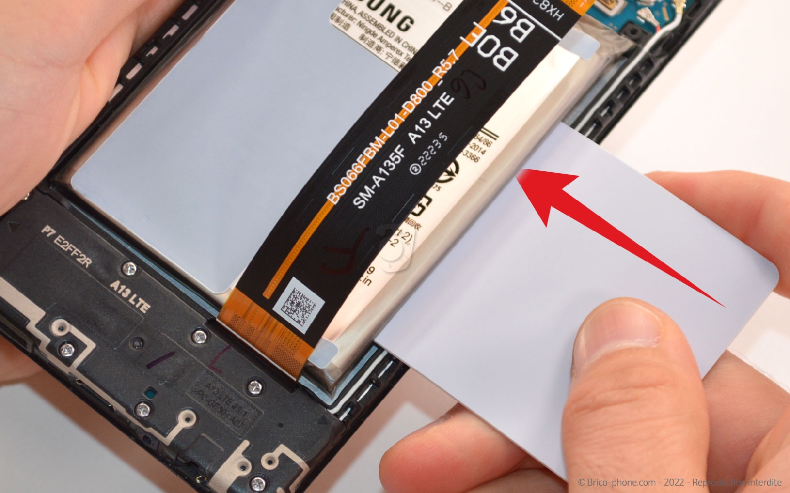 Comment changer le bloc écran sur Galaxy A13 photo 1