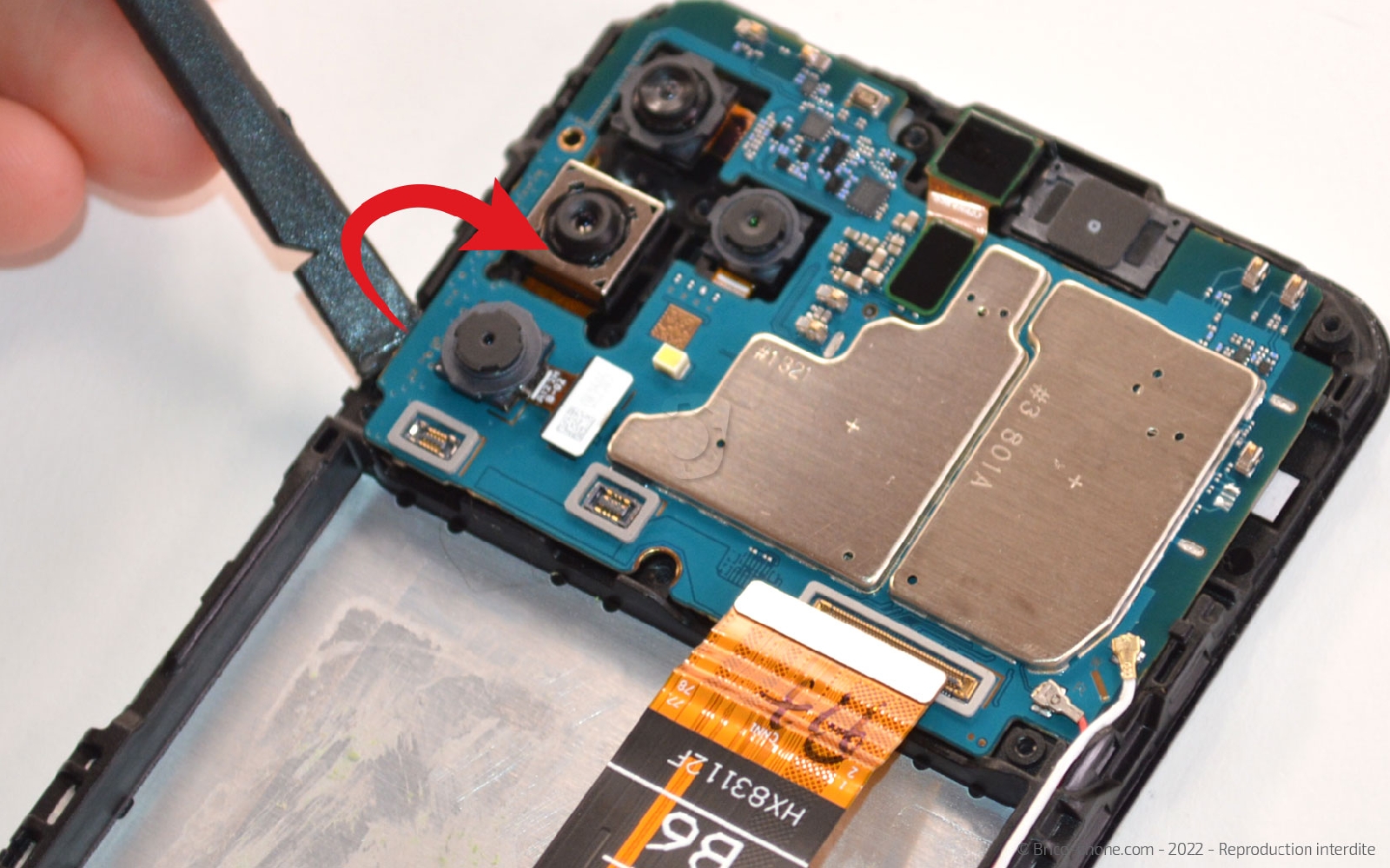 Comment changer le bloc écran sur Galaxy A13 photo 2