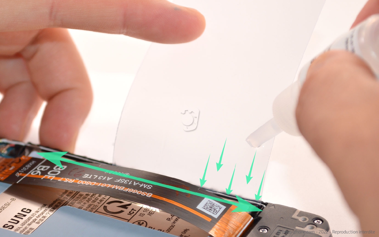 Comment changer la batterie sur Galaxy A13 photo 1