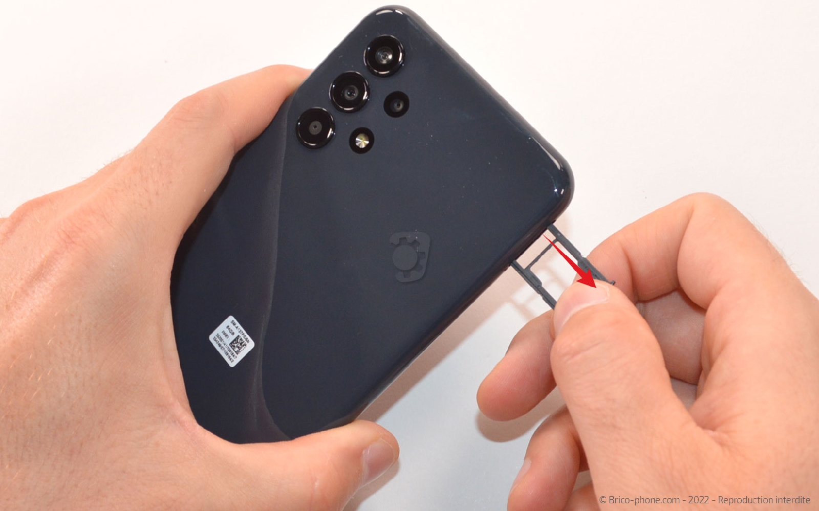 Comment changer la batterie sur Galaxy A13 photo 2