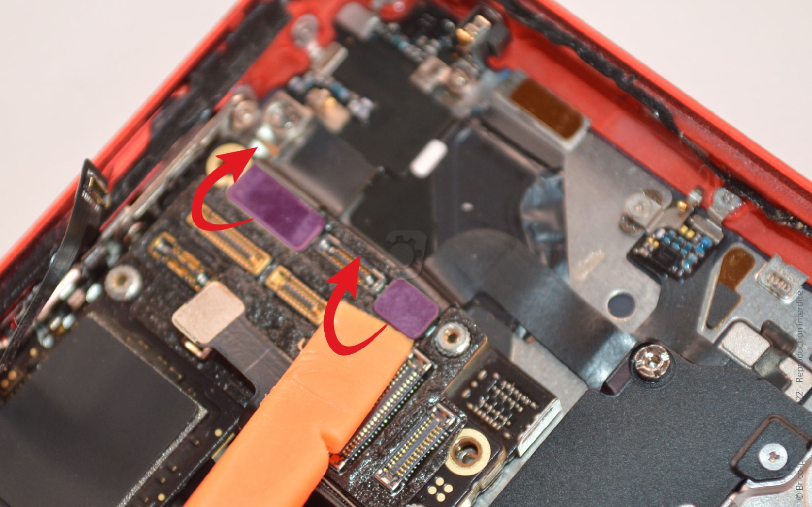 Comment remplacer la coque arrière sur iPhone 12 photo 1