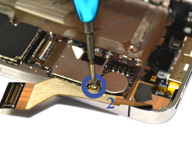 Changement d'antenne GSM sur iPhone 4S photo 1