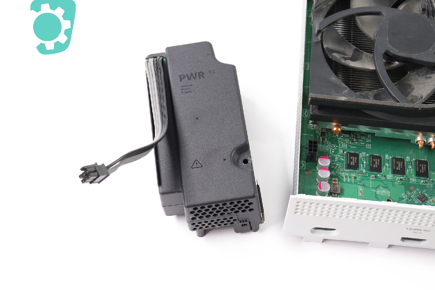 Bloc d'alimentation sur Xbox One S photo 1