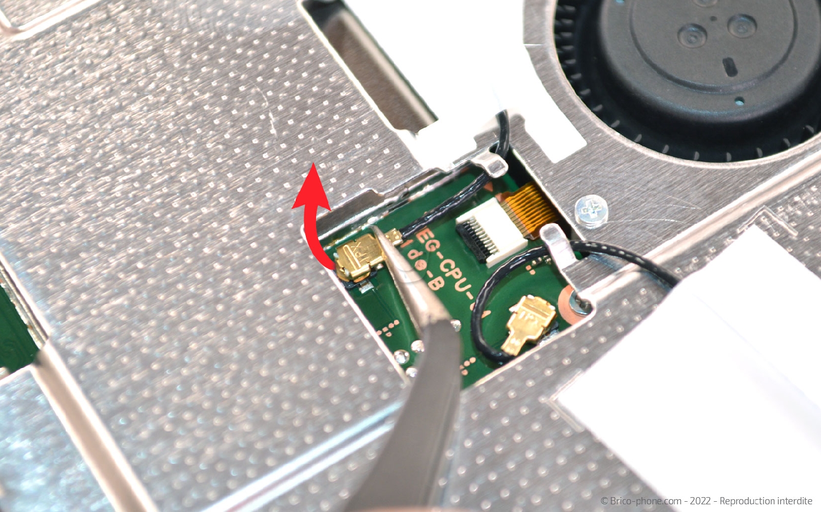 Comment changer le ventilateur sur Switch Oled photo 1