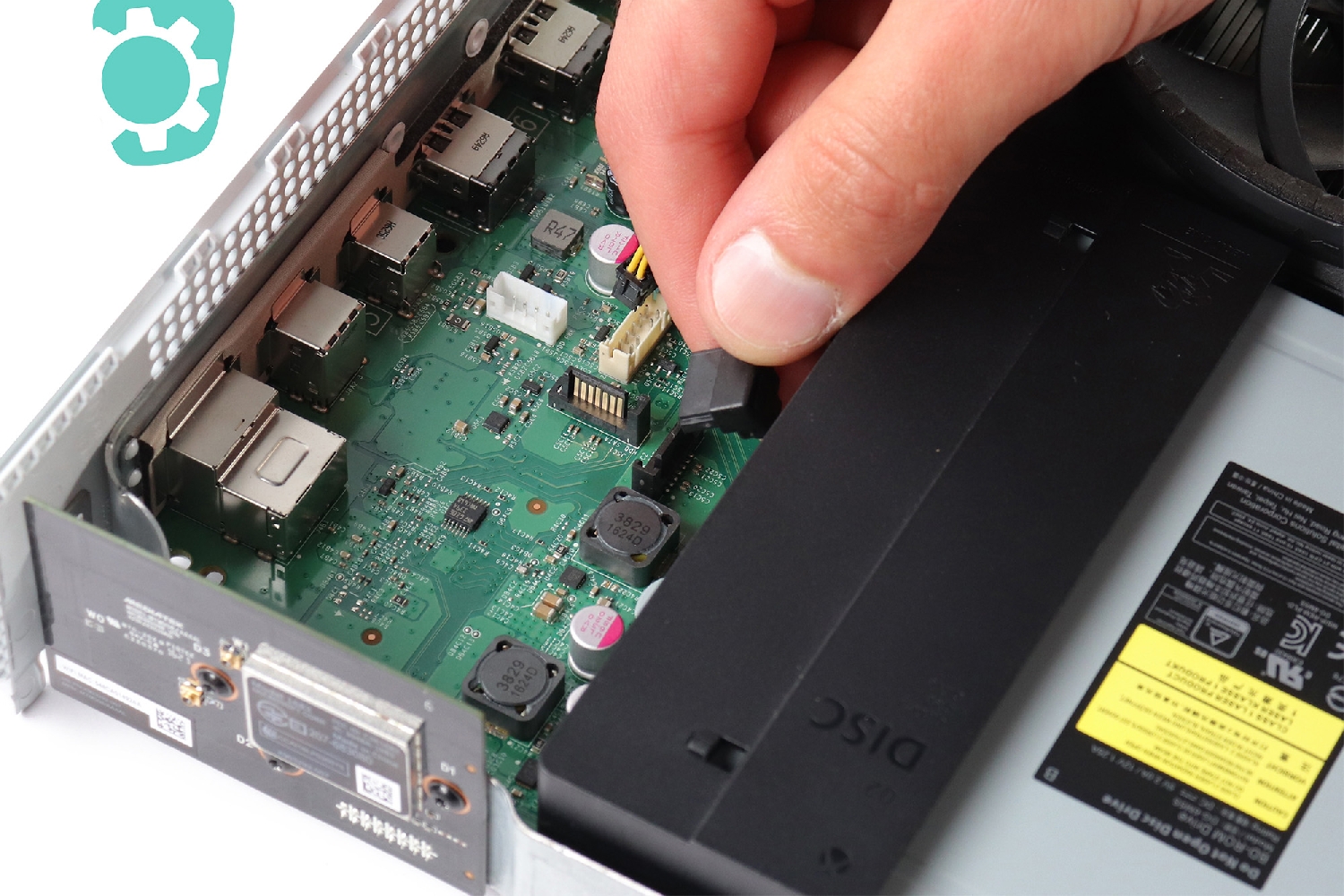 Carte d'alimentation sur Xbox One S photo 4